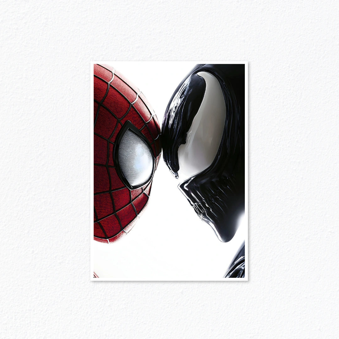 Spider-Man vs Venom Extreme Close-Up Face-Off Split Wall Art Poster Cladure
